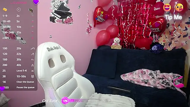 Snapshot of Kate_Laurence_ chatting on 02-16-25, 12:43 Kate Laurence online show from 02-16-25, 12:43