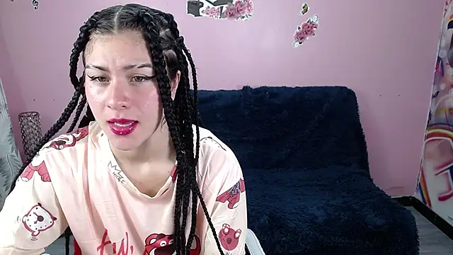 Snapshot of Kate_Laurence_ chatting on 12-24-24, 07:17 Kate Laurence online show from 12-24-24, 07:17