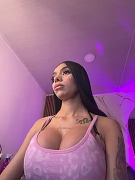 Tiffanny online show from 03-06-26, 01:39