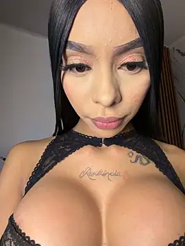 Tiffanny online show from 06-12-26, 01:42