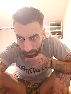 Italian69am online show from 12-21-25, 01:35