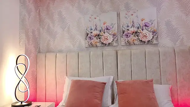 MeganCruzGB online show from 11-20-25, 01:01