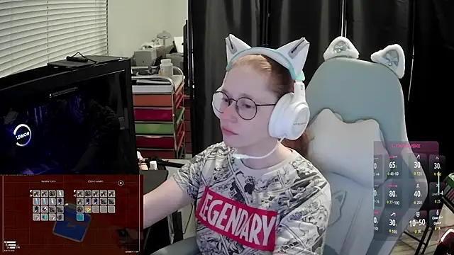 LilyFoxxx online show from 06-10-26, 05:19