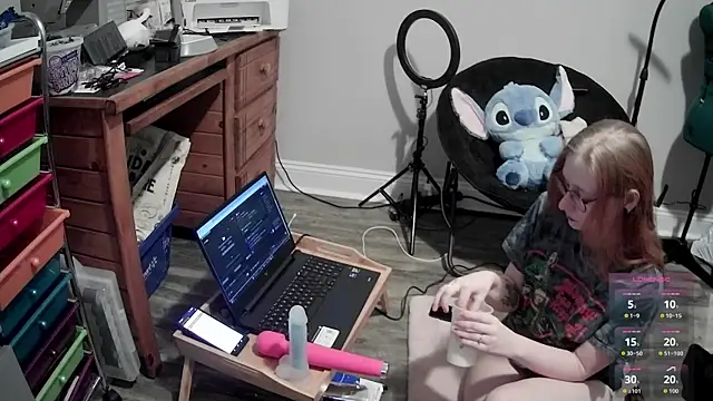 LilyFoxxx online show from 01-07-26, 06:18