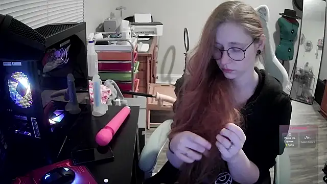 LilyFoxxx online show from 02-09-26, 06:11