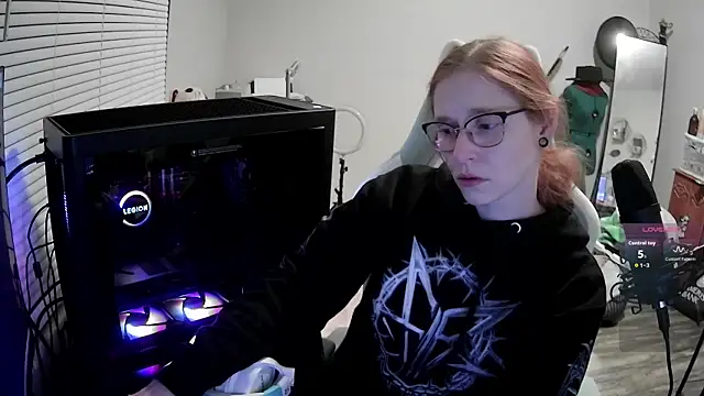 LilyFoxxx online show from 10-25-25, 03:38