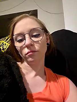 LilyFoxxx online show from 02-25-26, 01:17