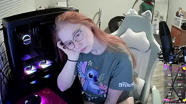 LilyFoxxx online show from 11-03-25, 04:17