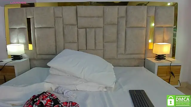 valtira nova online show from 05-26-26, 07:23