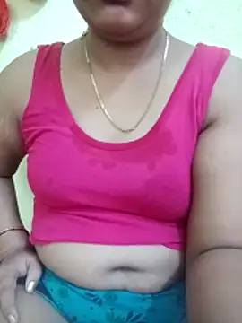 Snapshot of Super-Couple chatting on 06-14-26, 02:24 Super-Couple online show from 06-14-26, 02:24