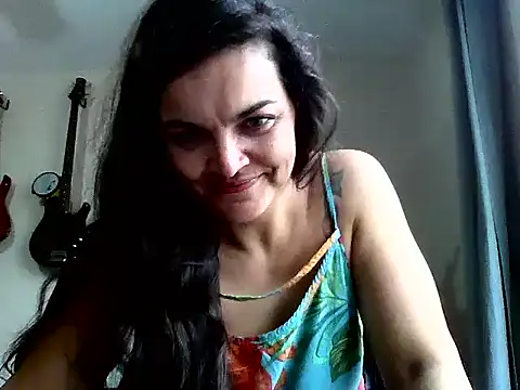 Snapshot of escritorasafada chatting on 03-15-25, 08:32 escritorasafada online show from 03-15-25, 08:32