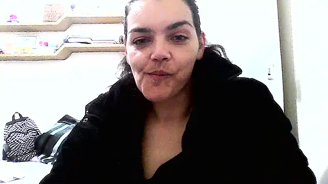 Snapshot of escritorasafada chatting on 09-14-25, 03:18 escritorasafada online show from 09-14-25, 03:18