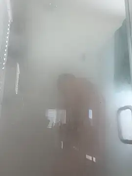 2Fly4Guy online show from 02-20-25, 04:03