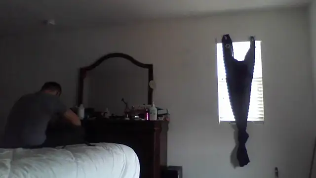 2Fly4Guy online show from 03-01-25, 08:21