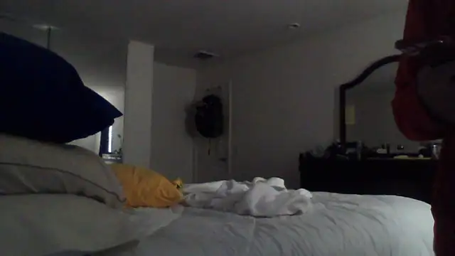 2Fly4Guy online show from 12-05-24, 05:33