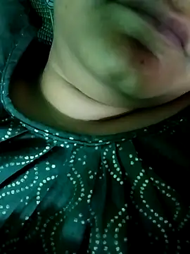 NOTY-LOVE-05 online show from 04-12-26, 07:17