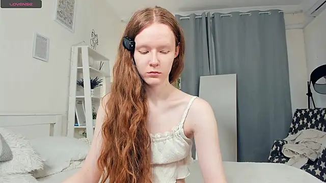 Snapshot of ZaraBluitt chatting on 04-26-26, 10:12 ZaraBluitt online show from 04-26-26, 10:12