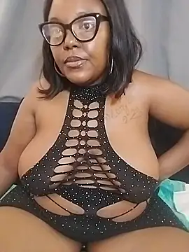 CHERRYYUMMY online show from 10-27-25, 11:22