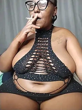 CHERRYYUMMY online show from 06-14-26, 06:25