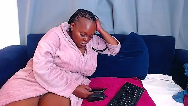 CHERRYYUMMY online show from 09-28-25, 04:25