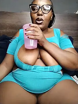 CHERRYYUMMY online show from 04-12-26, 03:21