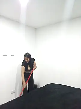 Sofi hot 4m online show from 02-19-26, 09:56