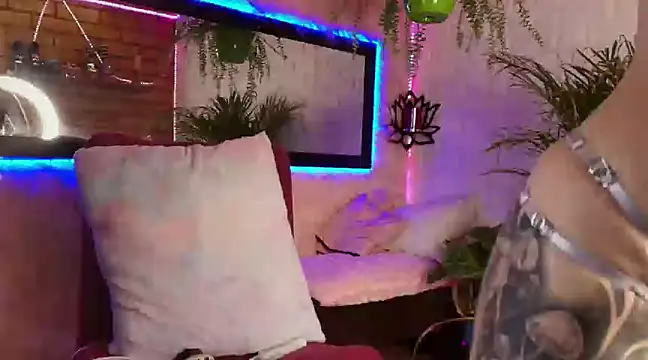 Snapshot of _mamush chatting on 03-05-25, 08:32  mamush online show from 03-05-25, 08:32