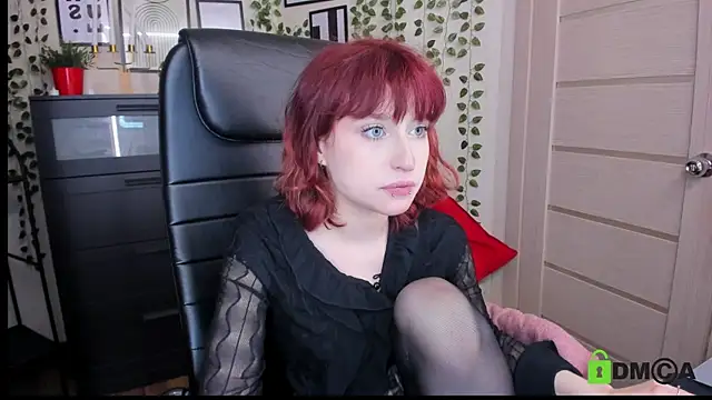 ElizaNik  online show from 06-20-26, 10:04