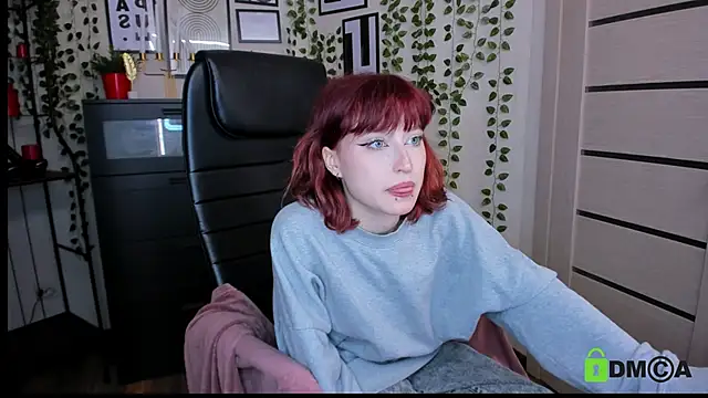 ElizaNik  online show from 06-17-26, 11:58