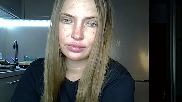 Lucky Anna online show from 12-18-25, 09:51