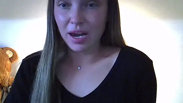 Lucky Anna online show from 09-13-25, 09:48