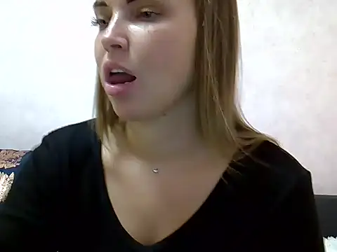 Lucky Anna online show from 03-04-25, 02:32