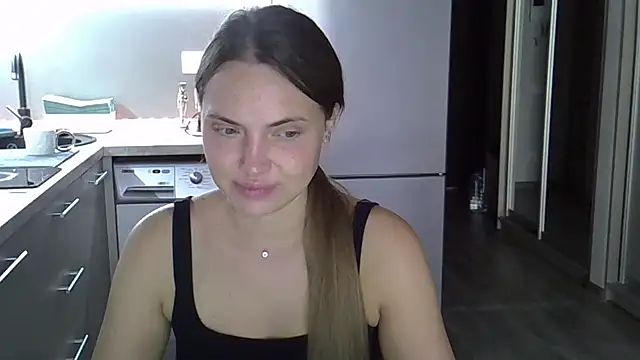 Lucky Anna online show from 09-15-25, 05:52