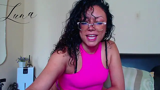 Lunavega1 online show from 05-27-26, 06:59