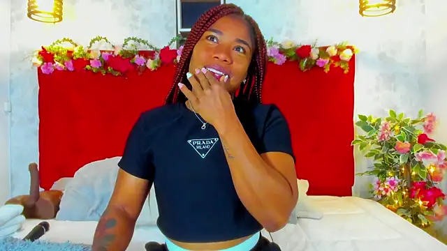 SilvannaFit online show from 11-23-25, 11:09