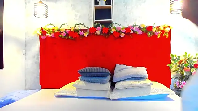 Snapshot of SilvannaFit chatting on 03-07-26, 09:05 SilvannaFit online show from 03-07-26, 09:05