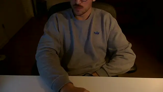 taallguyy 196 online show from 01-15-26, 05:44