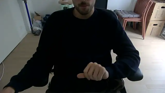 Snapshot of taallguyy_196 chatting on 05-16-26, 05:23 taallguyy 196 online show from 05-16-26, 05:23