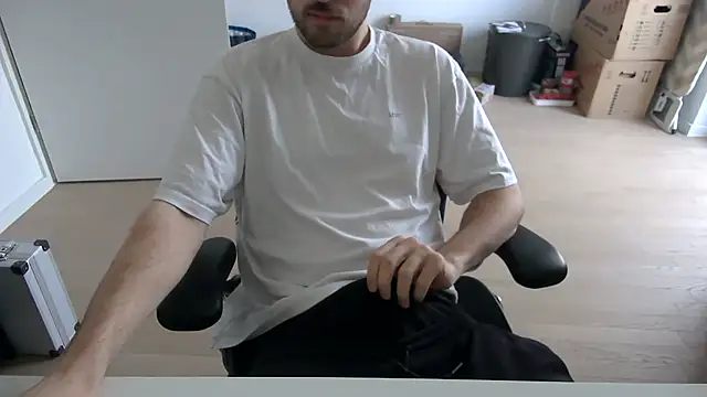 taallguyy 196 online show from 03-06-26, 07:14