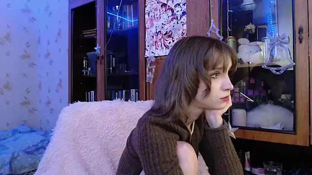 cloudgirrl online show from 01-20-25, 09:22