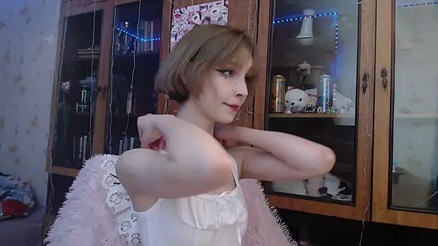 cloudgirrl online show from 02-13-25, 09:38