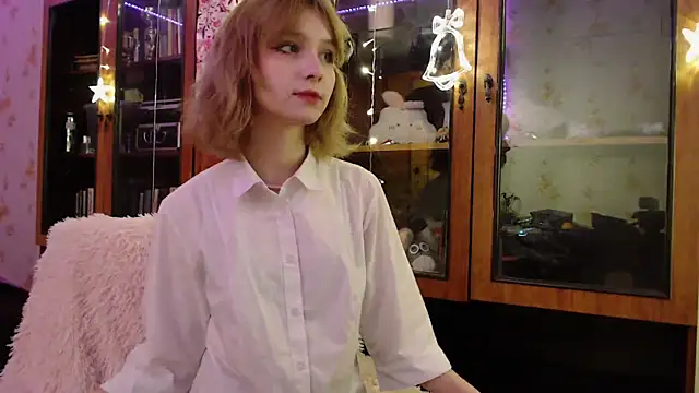 cloudgirrl online show from 01-07-25, 10:30