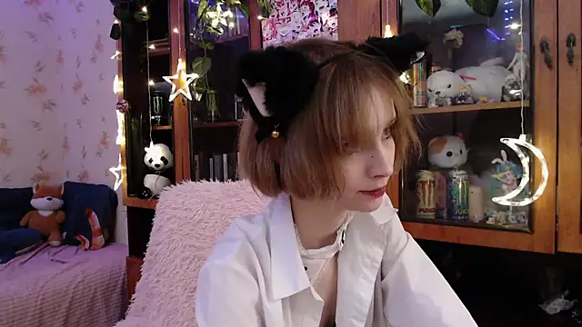 cloudgirrl online show from 02-27-25, 01:08