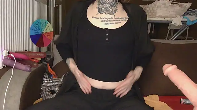 liloucamchaudee online show from 02-17-26, 08:17