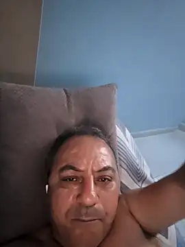 Snapshot of abdelhak33 chatting on 03-24-26, 06:52 abdelhak33 online show from 03-24-26, 06:52