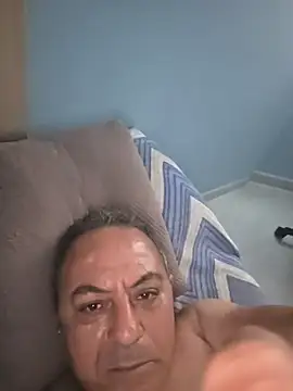 Snapshot of abdelhak33 chatting on 03-22-26, 06:42 abdelhak33 online show from 03-22-26, 06:42