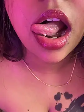 wildestcouplee online show from 11-22-25, 05:12