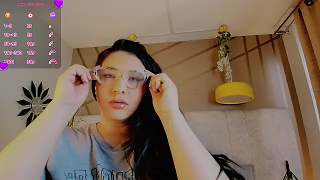 frreeya online show from 03-12-26, 02:10