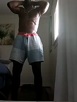 Melaneighted online show from 04-06-26, 03:57