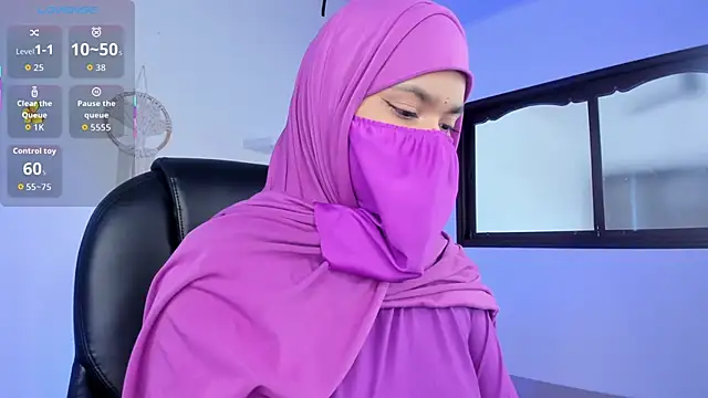 Snapshot of saray_halam chatting on 10-01-25, 06:12 saray halam online show from 10-01-25, 06:12